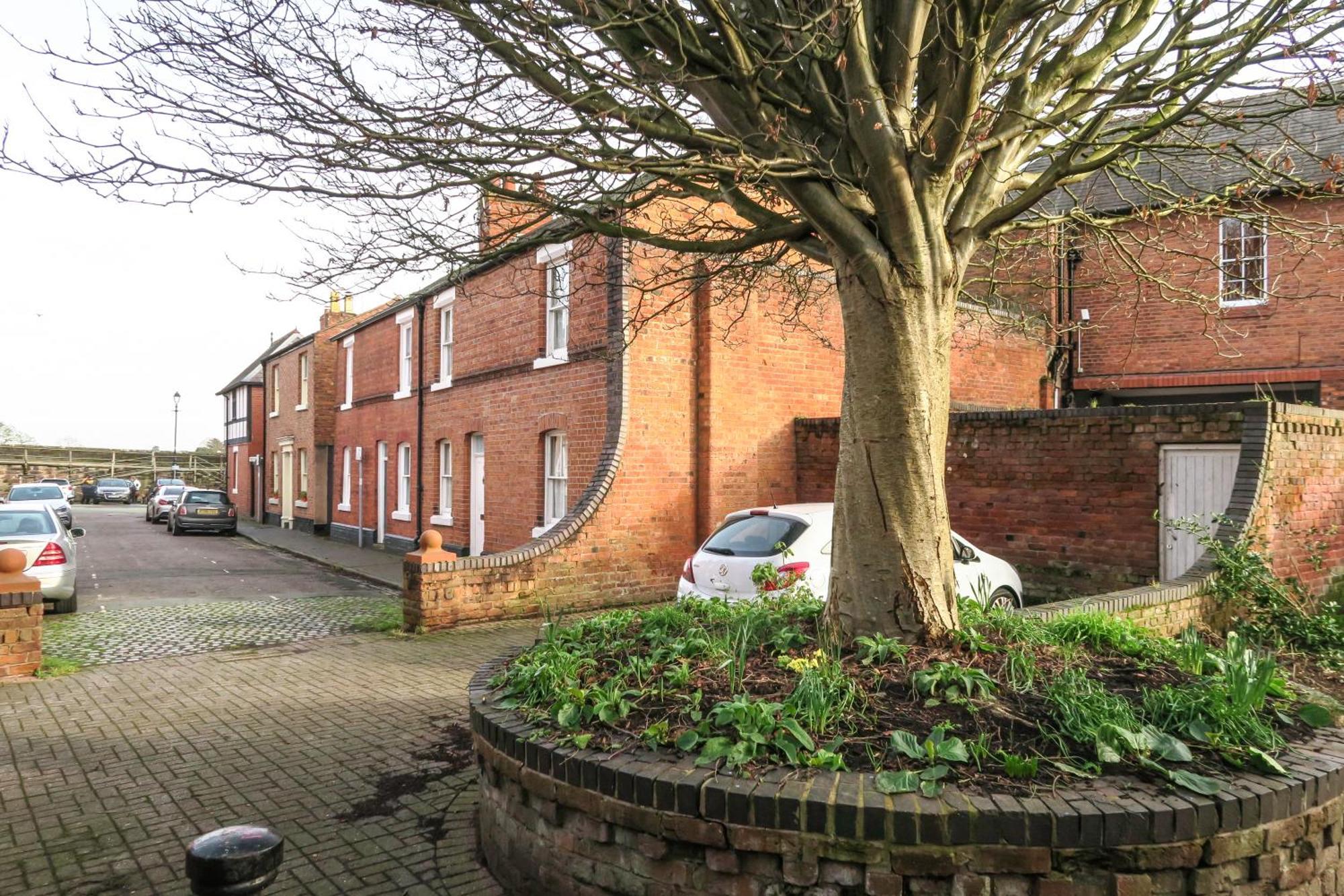 Chester Stays - Best Value Apartment With Free Parking In The Heart Of Честер Экстерьер фото